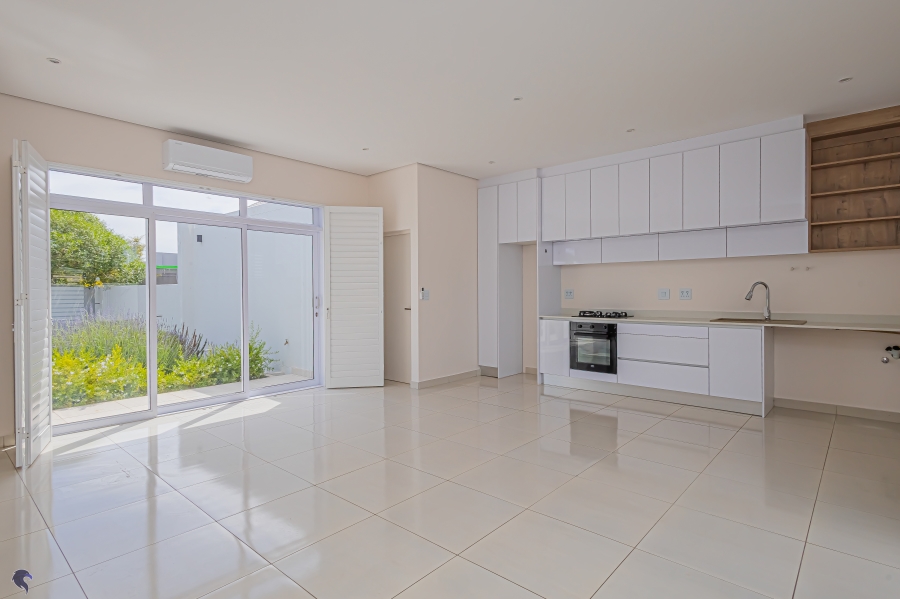 6 Bedroom Property for Sale in Country Club Western Cape